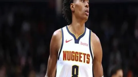 英超历史最佳阵容榜单引发争议：杰拉德与C罗位置引关注